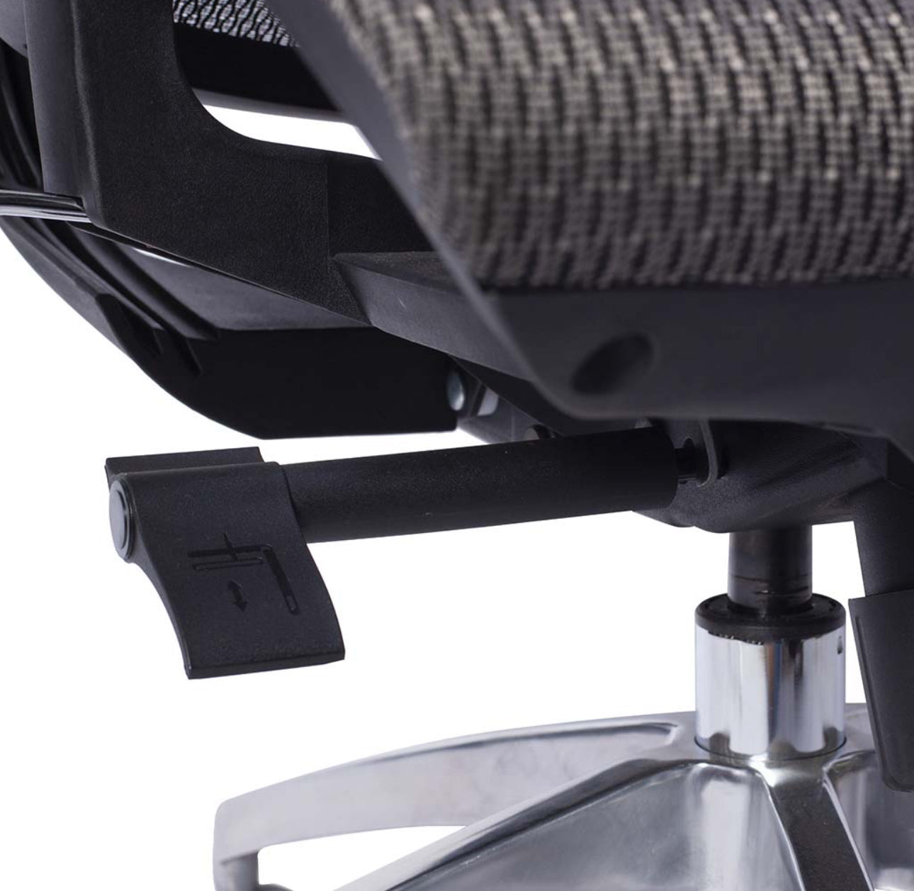 SILLA DIRECTIVA EN MALLA NEGRA