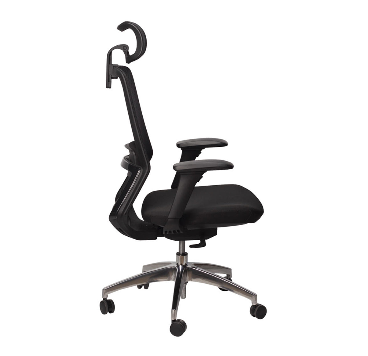 SILLA EJECUTIVA EN MALLA NEGRA CON TELA