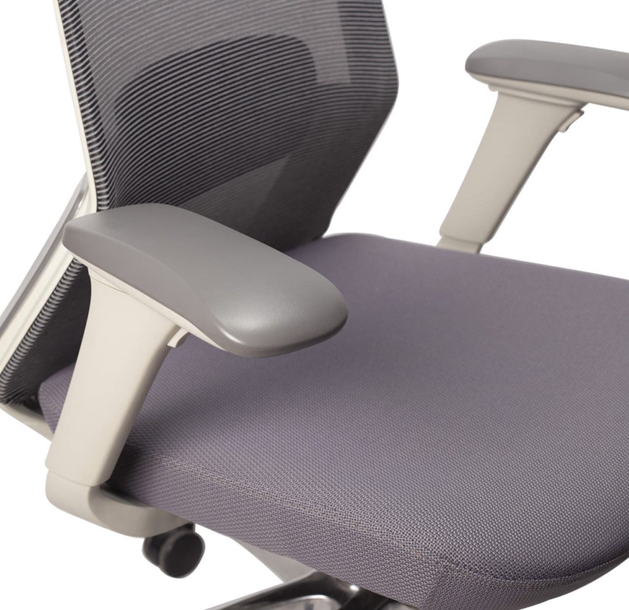 SILLA DIRECTIVA EN MALLA GRIS