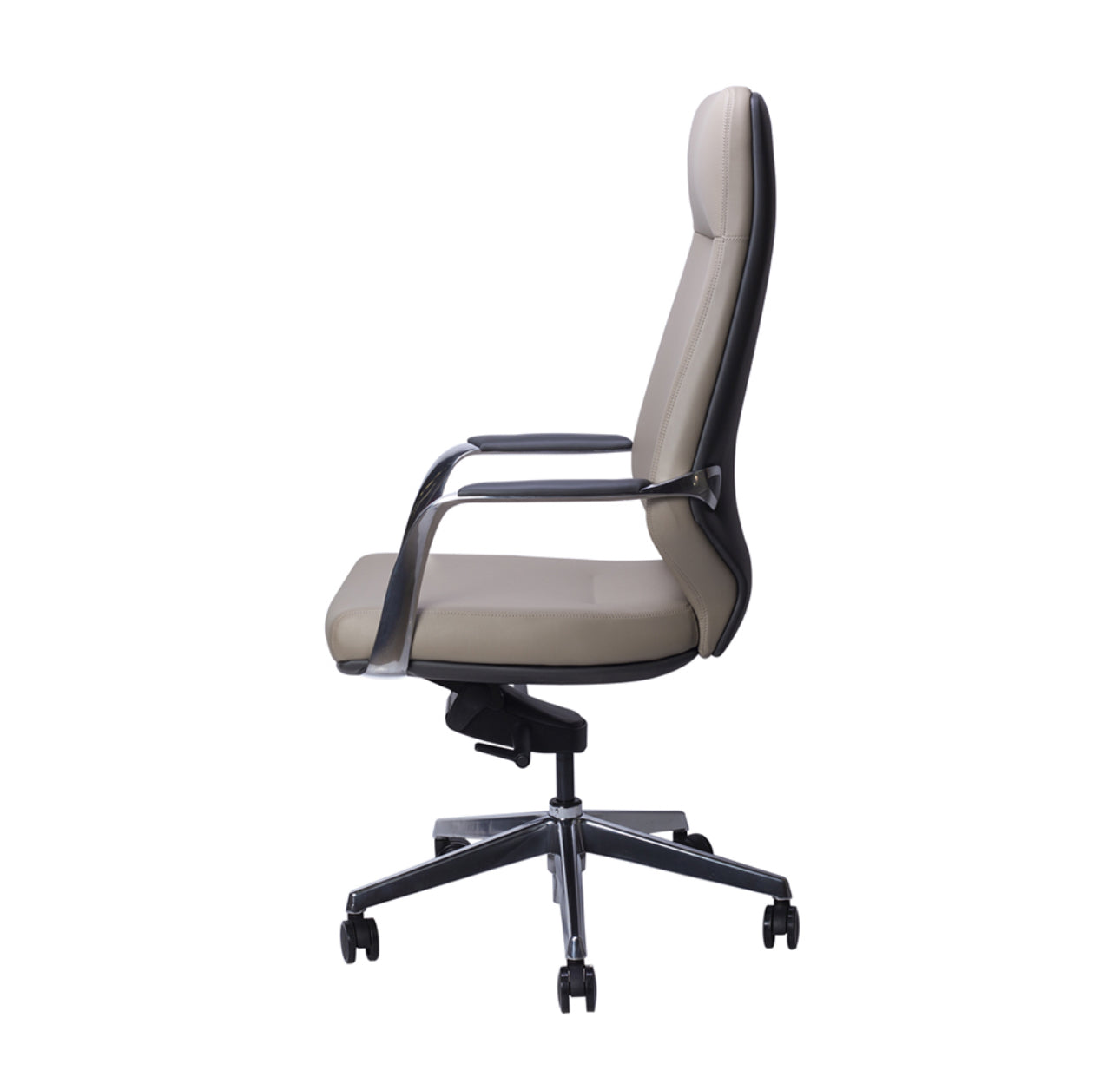 SILLÓN EJECUTIVO EN PIEL
CON RESPALDO ALTO