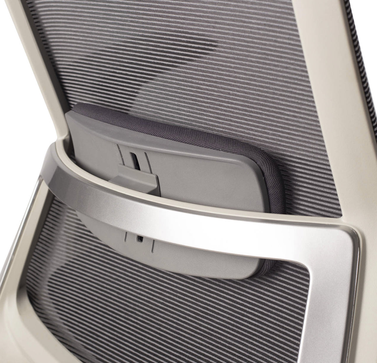 SILLA DIRECTIVA EN MALLA GRIS