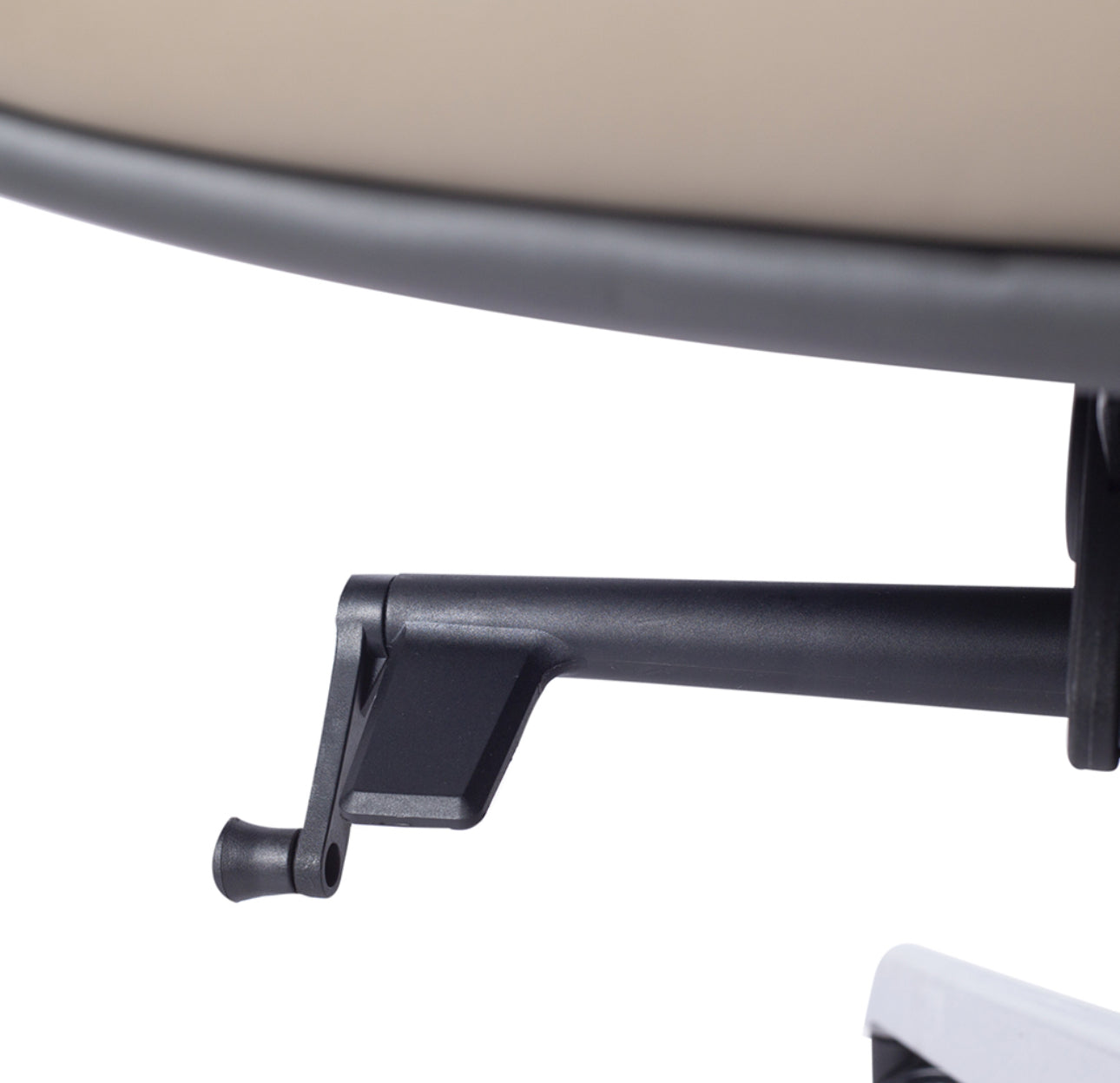 SILLÓN EJECUTIVO EN PIEL
CON RESPALDO ALTO