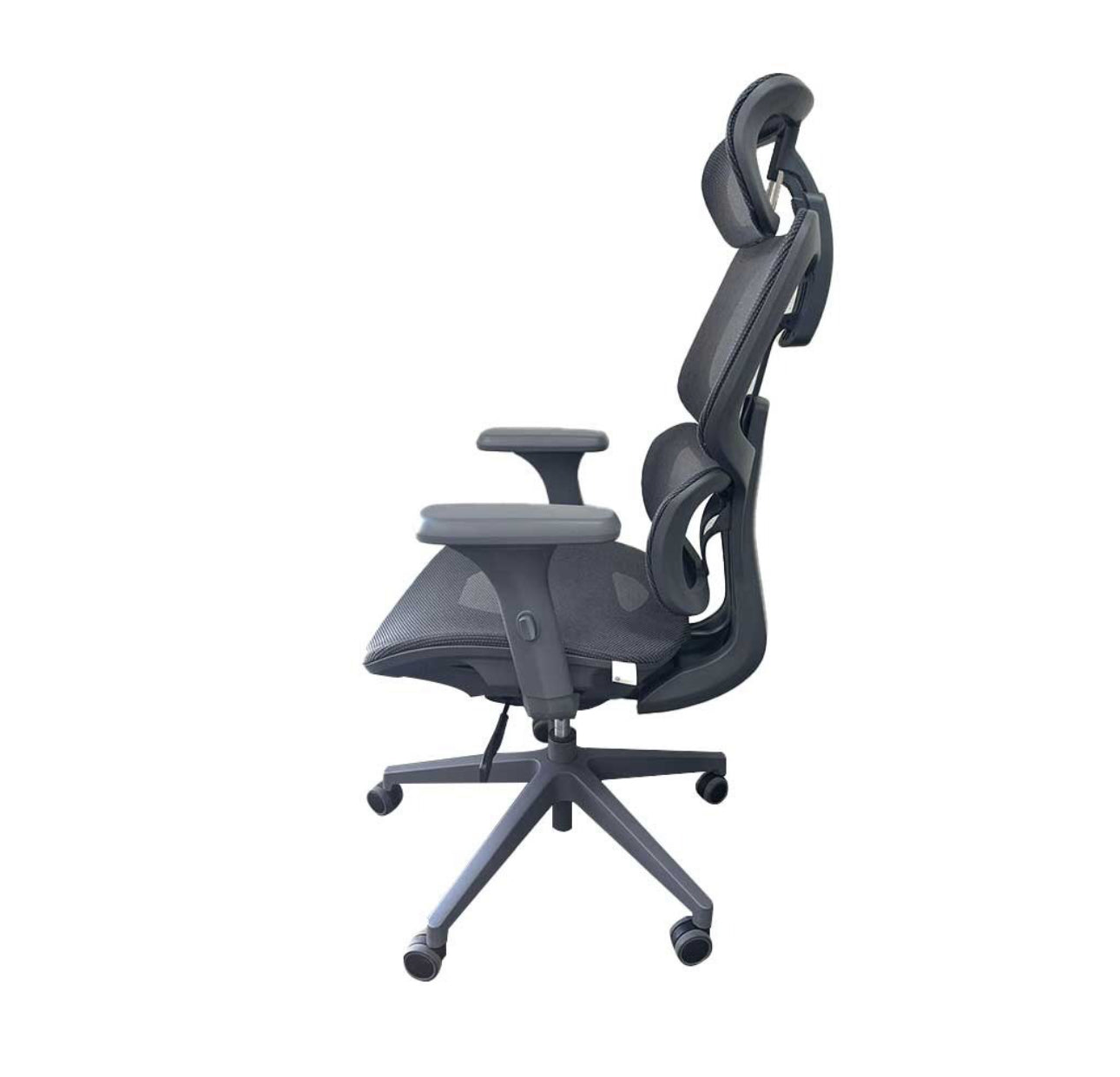 SILLA EJECUTIVA EN MALLA TERRACOTA